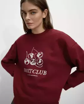 Женская толстовка с вишневым принтом Parfois, красный