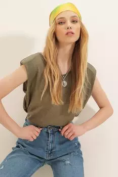 Женская трикотажная блузка цвета хаки с круглым вырезом и набивкой Trend Alaat Stili