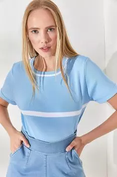 Женская трикотажная блузка голубого цвета в полоску с круглым вырезом Olalook, синий