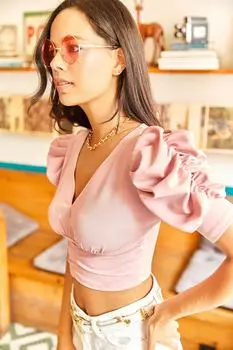 Женская укороченная трикотажная блузка с V-образным вырезом и присборенными рукавами на талии 3893 Olalook, розовый