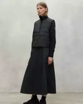 Женская вязаная куртка с двусторонней застежкой-молнией спереди и утепленным боди Ecoalf, черный