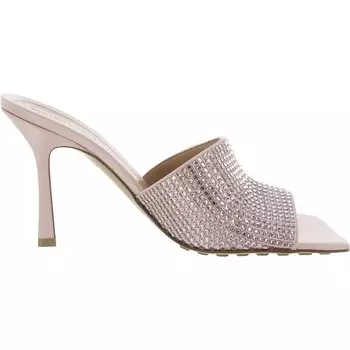 Женские атласные туфли на каблуке со стразами Bottega Veneta, цвет Camellia