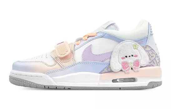 Женские баскетбольные кроссовки Jordan Legacy 312 Vintage, White