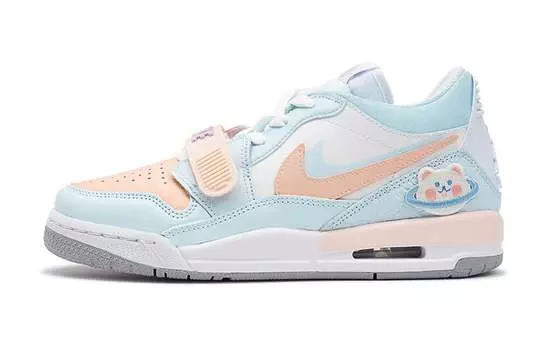 Женские баскетбольные кроссовки Jordan Legacy 312 Vintage, Light Blue
