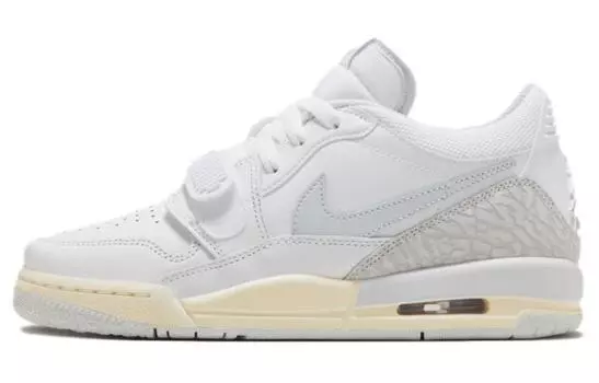 Женские баскетбольные кроссовки Jordan Legacy 312 Vintage, White/Photon Dust/Coconut Milk/Photon Dust/Metallic Silver/White