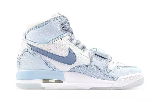 Женские баскетбольные кроссовки Jordan Legacy 312 Vintage, White