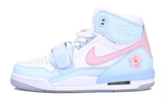 Женские баскетбольные кроссовки Jordan Legacy 312 Vintage, Light Blue