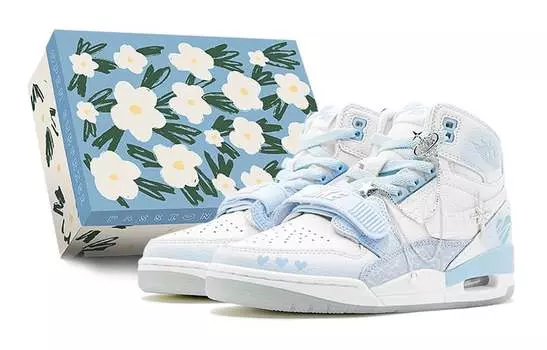 Женские баскетбольные кроссовки Jordan Legacy 312 Vintage, Sky Blue