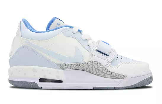 Женские баскетбольные кроссовки Jordan Legacy 312 Vintage, Light Blue