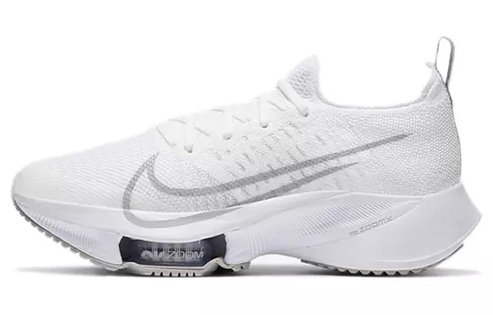 Женские беговые кроссовки Nike Air Zoom Tempo Next%