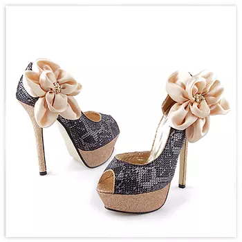 Женские босоножки черные Tendenz