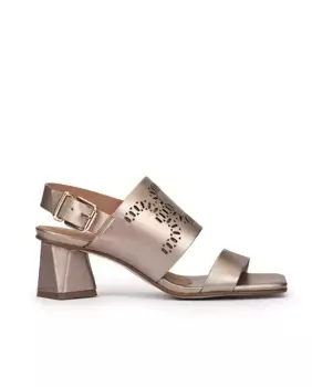 Женские босоножки из металлической кожи на каблуке Pedro Miralles, золото