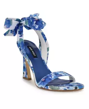 Женские босоножки Kelsie на скульптурном каблуке с переплетением на щиколотке Nine West, белый