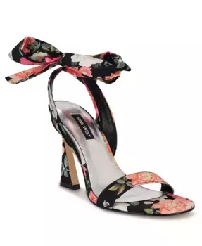 Женские босоножки Kelsie на скульптурном каблуке с переплетением на щиколотке Nine West, черный