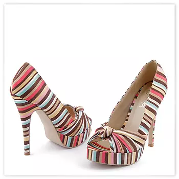 Женские босоножки коричневые Tendenz