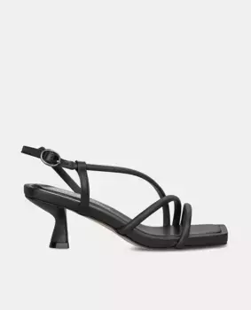 Женские босоножки на каблуке с квадратным носком и пряжкой Alma en Pena, черный