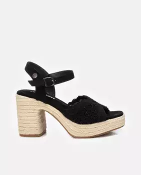 Женские босоножки на каблуке с застежкой на пряжке Refresh, чёрный