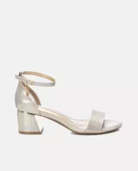 Женские босоножки на каблуке с застежкой-пряжкой Xti, золото