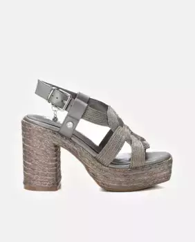 Женские босоножки на каблуке с застежкой-пряжкой Xti, серый