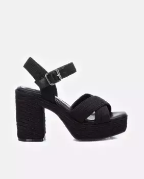 Женские босоножки на каблуке с застежкой-пряжкой Xti, черный