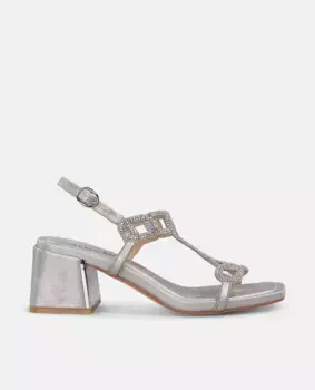 Женские босоножки на каблуке со стразами и застежкой на пряжку Alma en Pena, серебряный