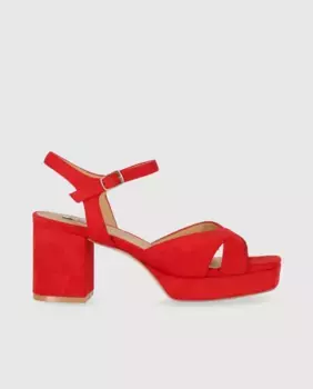 Женские босоножки на платформе с поперечным разрезом и застежкой на пряжку Chika10, красный