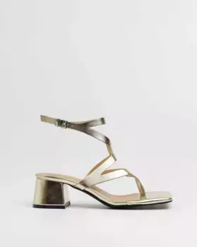 Женские босоножки на плоской подошве с ремешками и каблуком-стрингом Mim, золотой