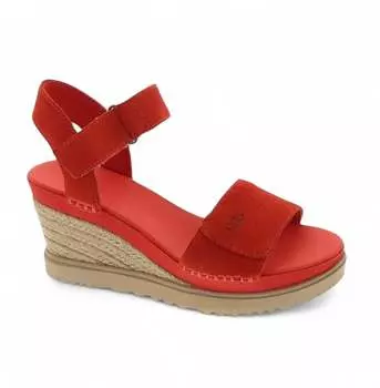 Женские босоножки на танкетке Ileana Strap Red Pepper UGG
