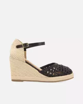 Женские босоножки на танкетке из плетеной кожи с застежкой-пряжкой Gioseppo, черный