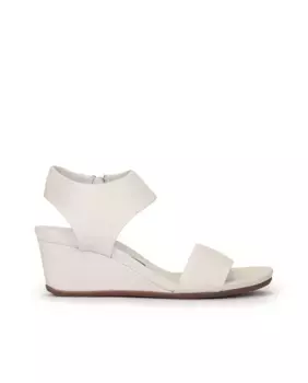 Женские босоножки на танкетке с внутренней молнией Weekend by Pedro Miralles, цвет Nude