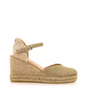 Женские босоножки на танкетке с закрытым носком Mustang, золотой