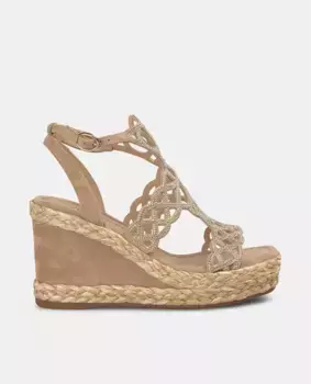 Женские босоножки на танкетке со стразами и застежкой на пряжку Alma en Pena, цвет Marrn claro