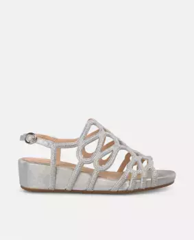 Женские босоножки на танкетке со стразами и застежкой на пряжку Alma en Pena, серебряный