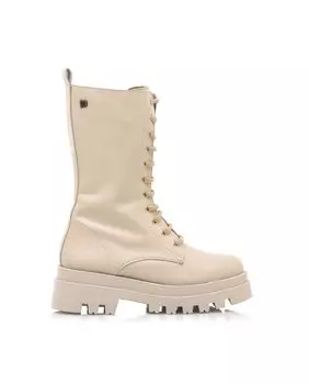 Женские ботильоны в стиле милитари из бежевой кожи на зубчатой подошве Mustang