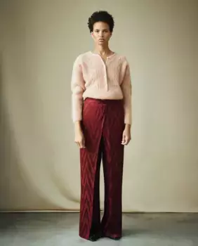 Женские брюки широкого кроя с завышенной талией, слегка атласные Maksu, бордовый