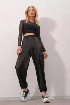 Женские черные атласные брюки-карго с карманами на эластичном поясе ALC-X9843 Trend Alaat Stili, черный