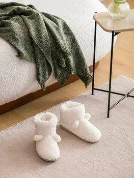 Женские домашние ботинки на плоской подошве из плюша LCW HOME