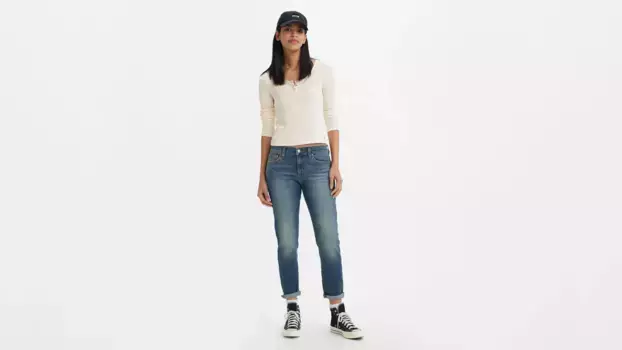 Женские джинсы-бойфренды со средней посадкой Levi's, цвет Working Late - Medium Wash