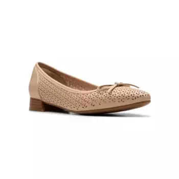 Женские кожаные балетки Natalyn Step Clarks, цвет beige leather