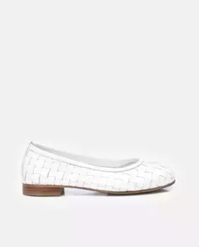Женские кожаные балетки с круглым носком Carmela, белый