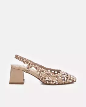 Женские кожаные балетки с застежкой-пряжкой Carmela, бежевый