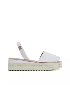 Женские кожаные босоножки Menorcan на платформе CASTELL MENORCA, белый