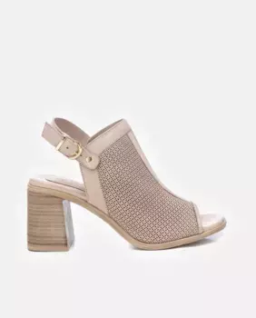 Женские кожаные босоножки на каблуке с застежкой-пряжкой Carmela, цвет Natural