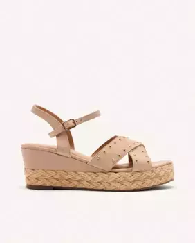 Женские кожаные босоножки на платформе с рафией и заклепками Gioseppo, цвет Nude