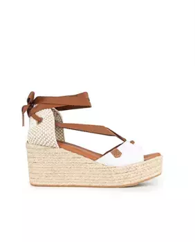 Женские кожаные босоножки на танкетке с бабочкой Popa, белый