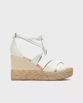 Женские кожаные босоножки с ремешками на щиколотке Pikolinos, белый