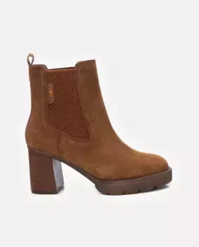 Женские кожаные ботильоны на эластичной застежке Carmela, цвет Camel