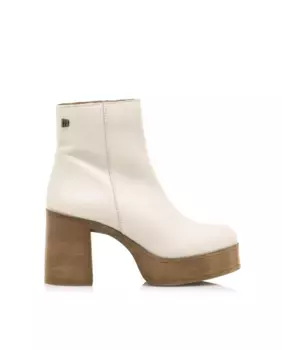Женские кожаные ботильоны на платформе Mustang, белый