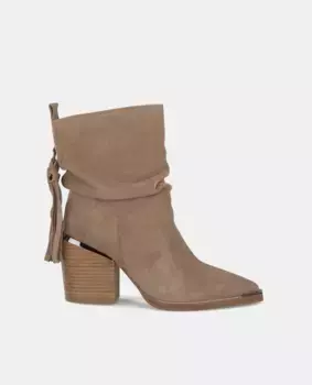 Женские кожаные ботильоны с мятым голенищем Alma en Pena, бежевый