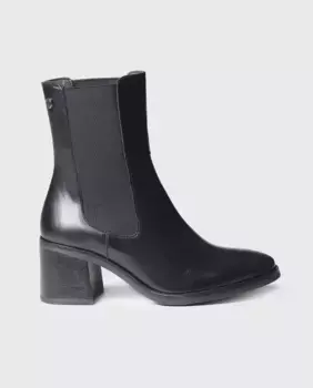 Женские кожаные ботильоны с резинкой Toni Pons, черный